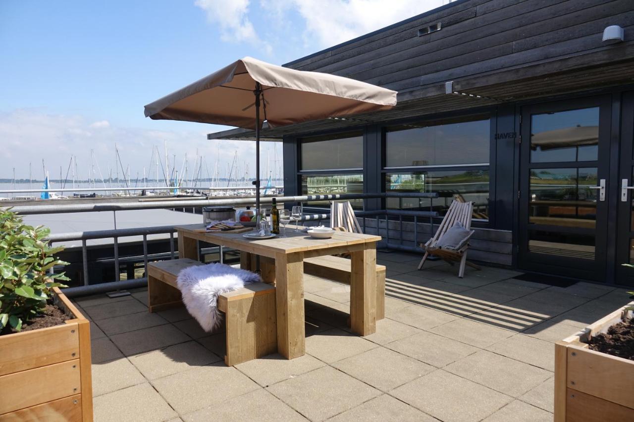 Dock Hotel Stellendam Exterior photo